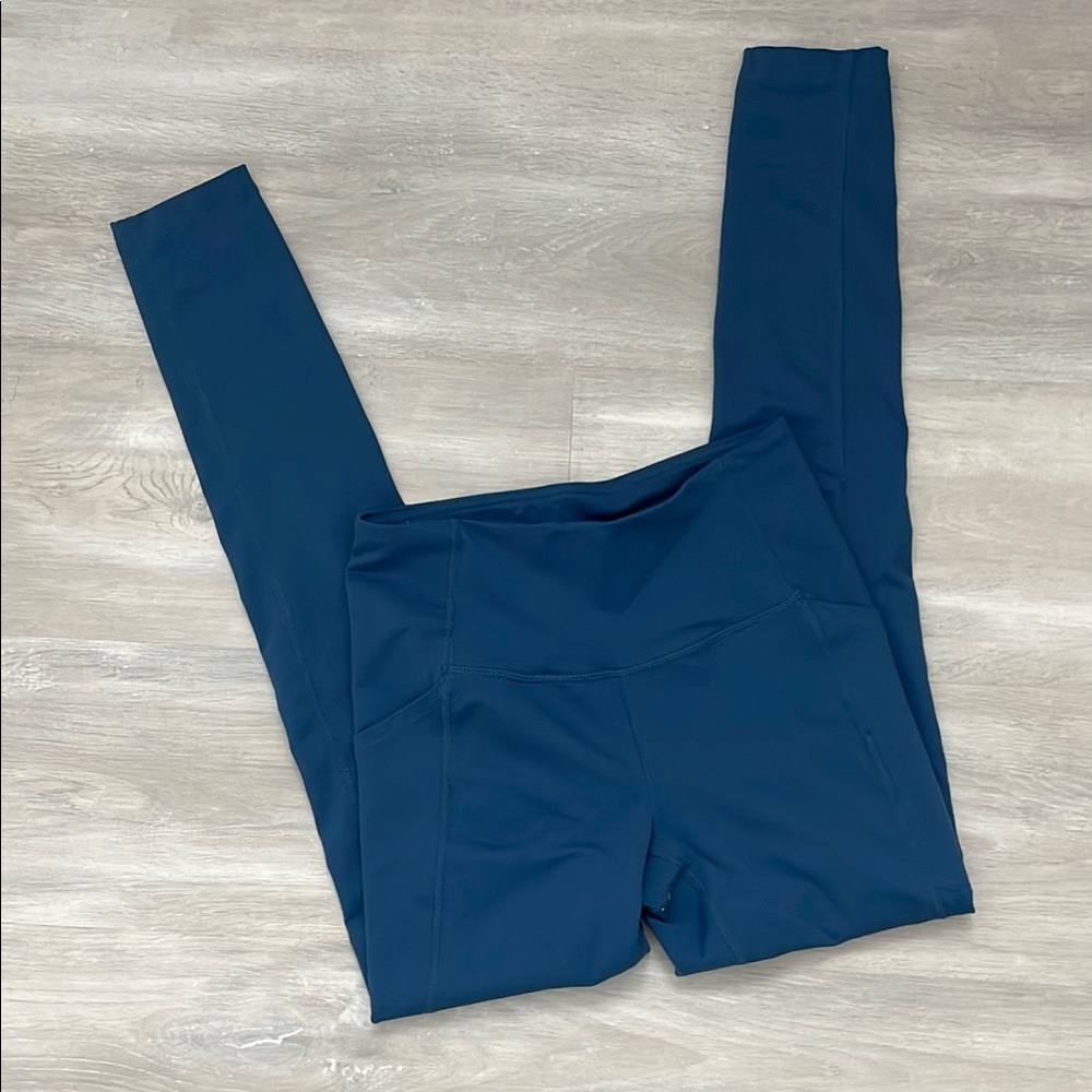 EUC Zella women’s leggings with side pockets